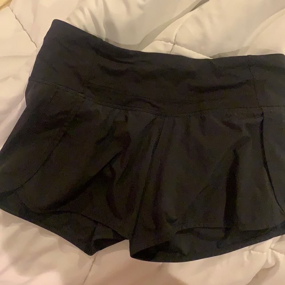 Size 4 Lululemon Shorts